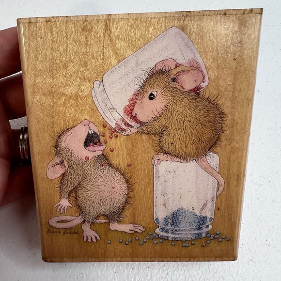 House Mouse Stamp Balanced Diet Stampabilities House-mouse Mounted Rubber Stamp - Picture 3 of 11
